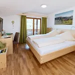 招待所 Alpenhotel Wanderniki 列兴