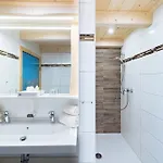招待所 Alpenhotel Wanderniki