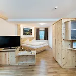 Alpenhotel Wanderniki 列兴