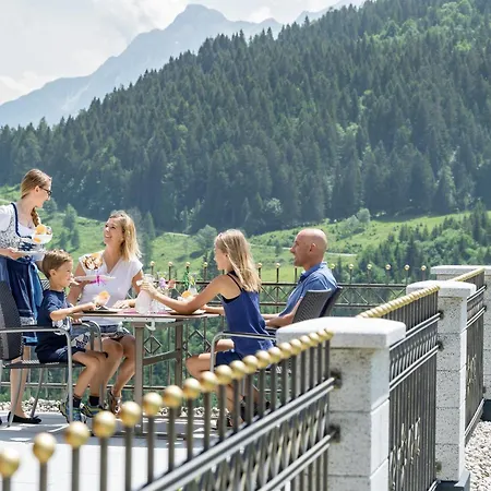 Affittacamere Alpenhotel Wanderniki 4*