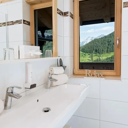 Alpenhotel Wanderniki Affittacamere 4*