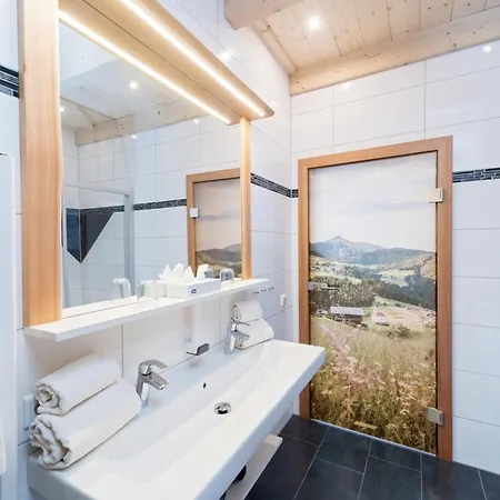 Alpenhotel Wanderniki Liesing