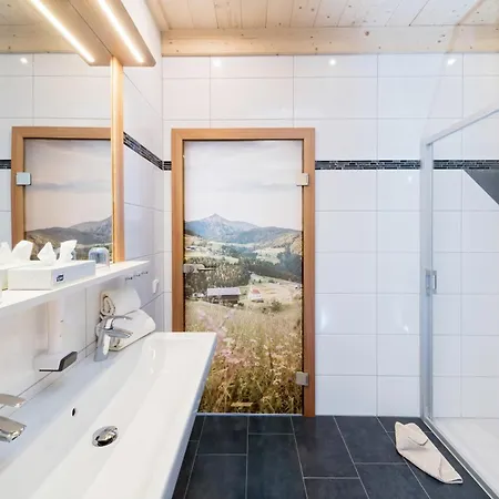 Alpenhotel Wanderniki 4*