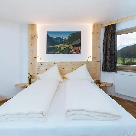 Alpenhotel Wanderniki Affittacamere Liesing