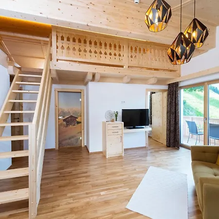 Alpenhotel Wanderniki Affittacamere 4*