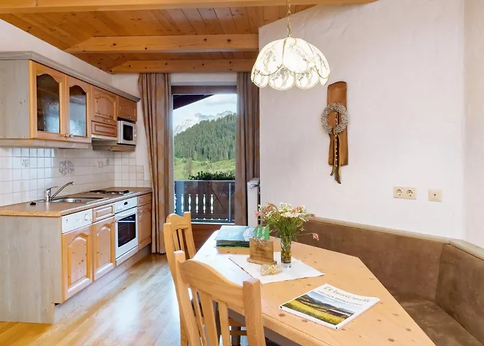 Konukevi Alpenhotel Wanderniki