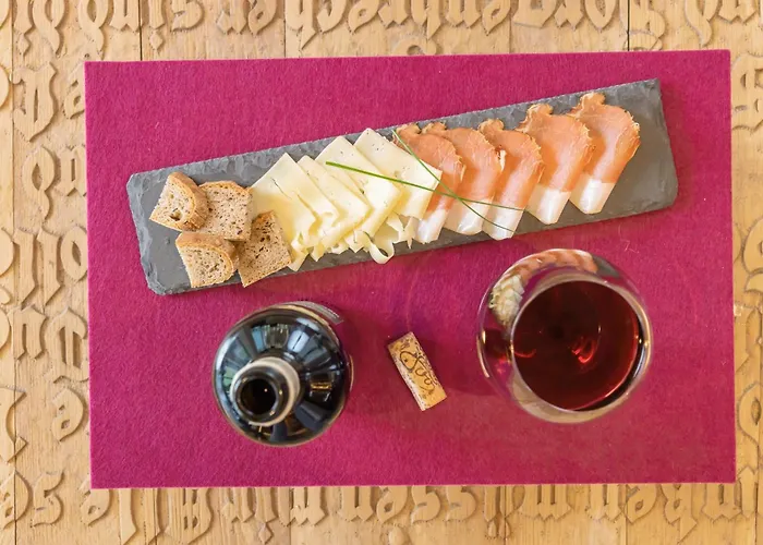 Alpenhotel Wanderniki Konukevi Liesing