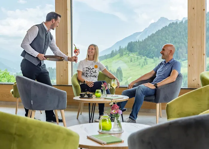 Konukevi Alpenhotel Wanderniki 4*