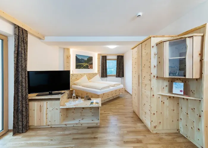 Alpenhotel Wanderniki Liesing