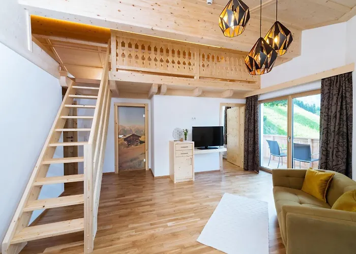 Alpenhotel Wanderniki Konukevi 4*