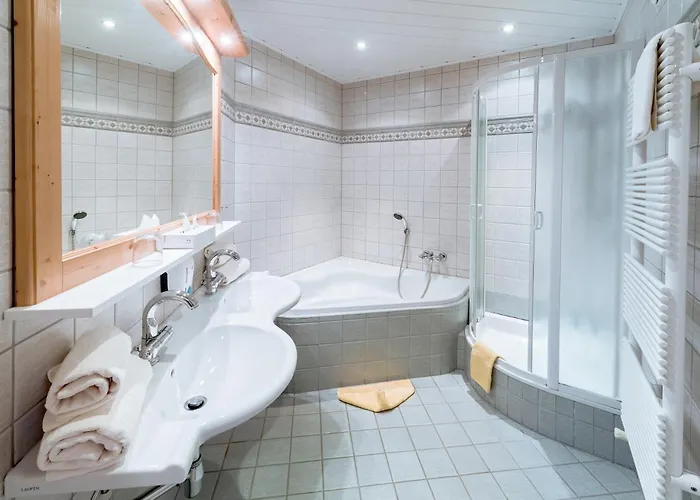 Konukevi Alpenhotel Wanderniki