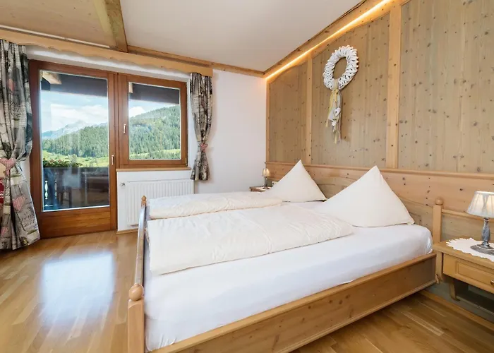 Konukevi Alpenhotel Wanderniki