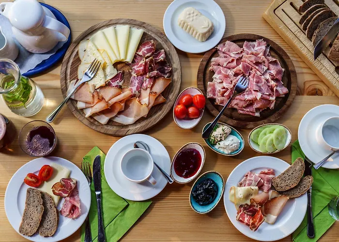 Alpenhotel Wanderniki Liesing